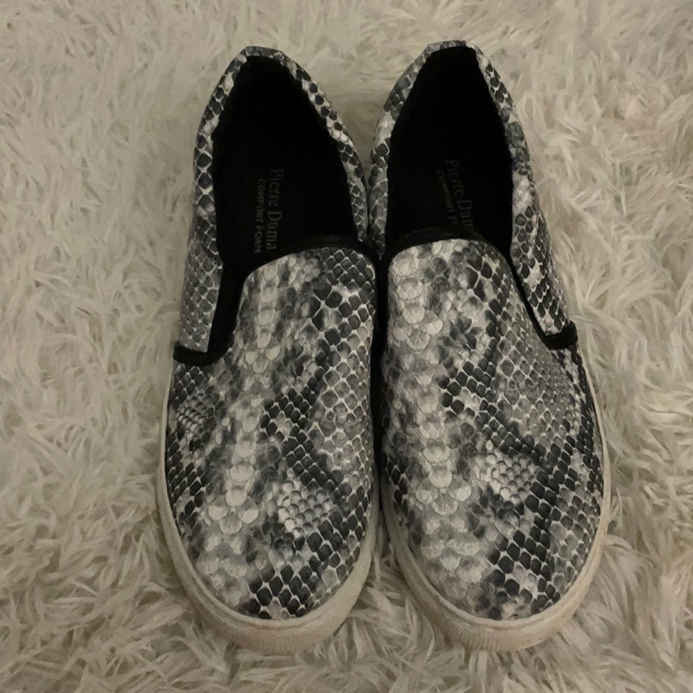 Pierre Dumas size 10.